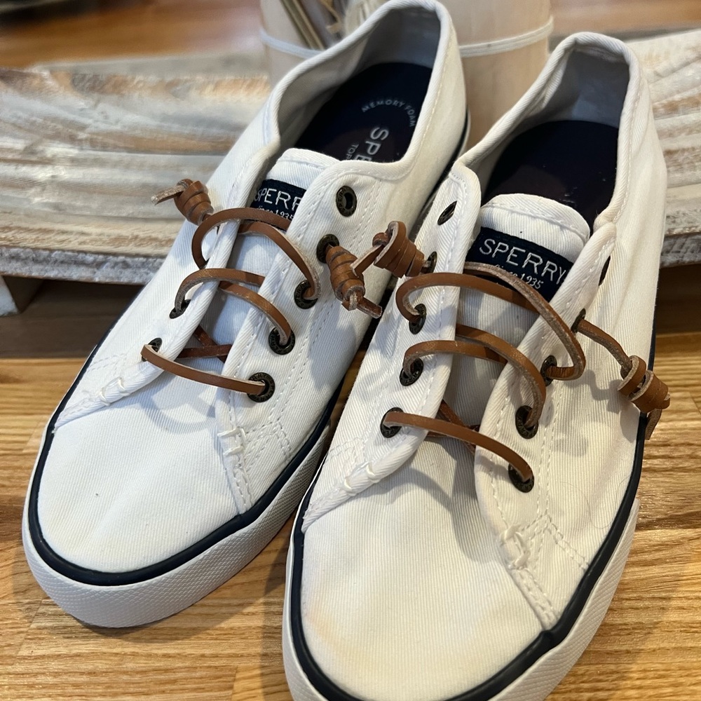 Sperry TopSider Boat Sneakers Sz 6.5